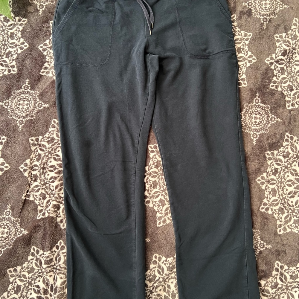 L.L. Bean Women’s  Navy Blue Petite  Joggers